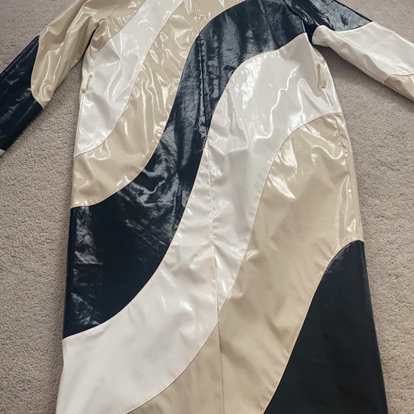 NWT! & Other Stories Printed Faux Leather Trench - Picture 4 of 7